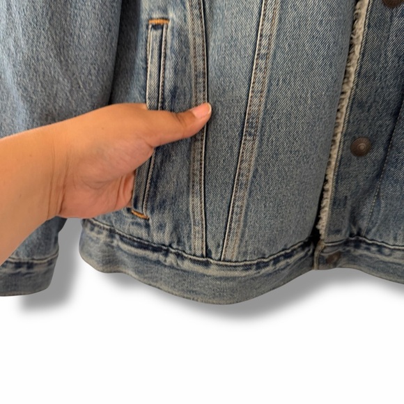 Levi's Blue Medium Wash Denim Sherpa Truck Jacket Type III Fully Lined Size XXL - Picture 6 of 12